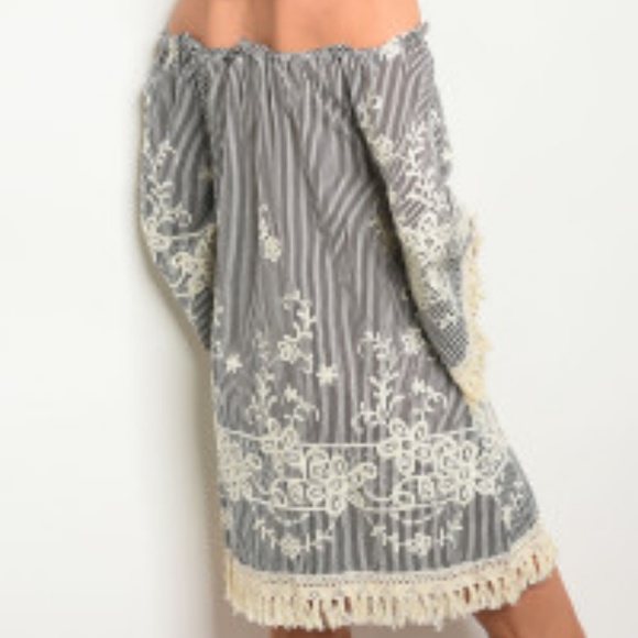 IVORY & BLACK STRIPED TUNIC DRESS - Picture 7 of 8